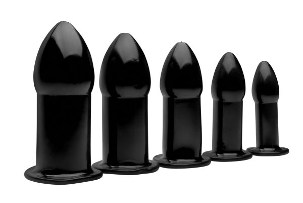 This rubber set of 5 gratifying and graduated sized anal dilators has everything you need for all sorts of anal play