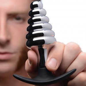Savor the stretch of every ridge as you ease this butt plug into your hole. The comfortably sized Dark Hive features 6 bold ribs to massage your ass while it makes its way inside you. This uniquely-shaped plug will deliver sensual anal satisfaction during foreplay