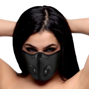 Walk about in style with this versatile fashion mask! The adjustable nose bridge clip tightens the seal around the face for a more secure feel