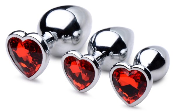 Decorate your derriere with this trio of Ruby Anal Hearts! Graduating in size from small to large to make it easy for all anal skill levels to enjoy these weighty